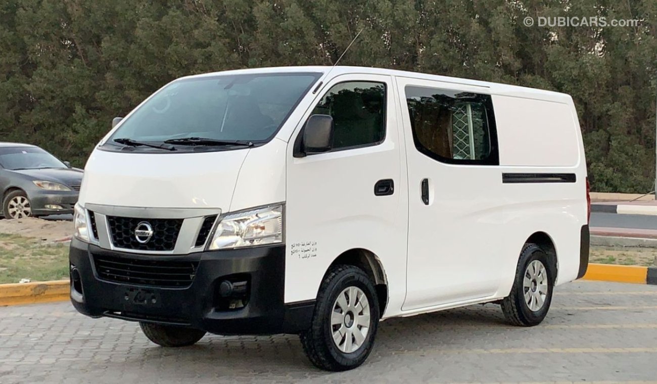 Nissan Urvan Panel Van Std Panel Van Std Panel Van Std Nissan Urvan 2015 6 Seats Van Ref#14-22