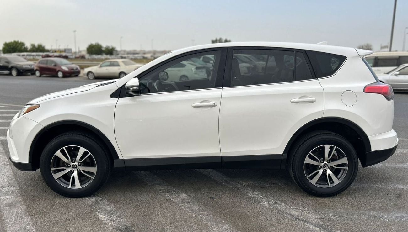 Toyota RAV4 2018 Toyota Rav4 V4 Full Option Push Start - Electrical Seats - Leather Seats - Rear View Cam -  670