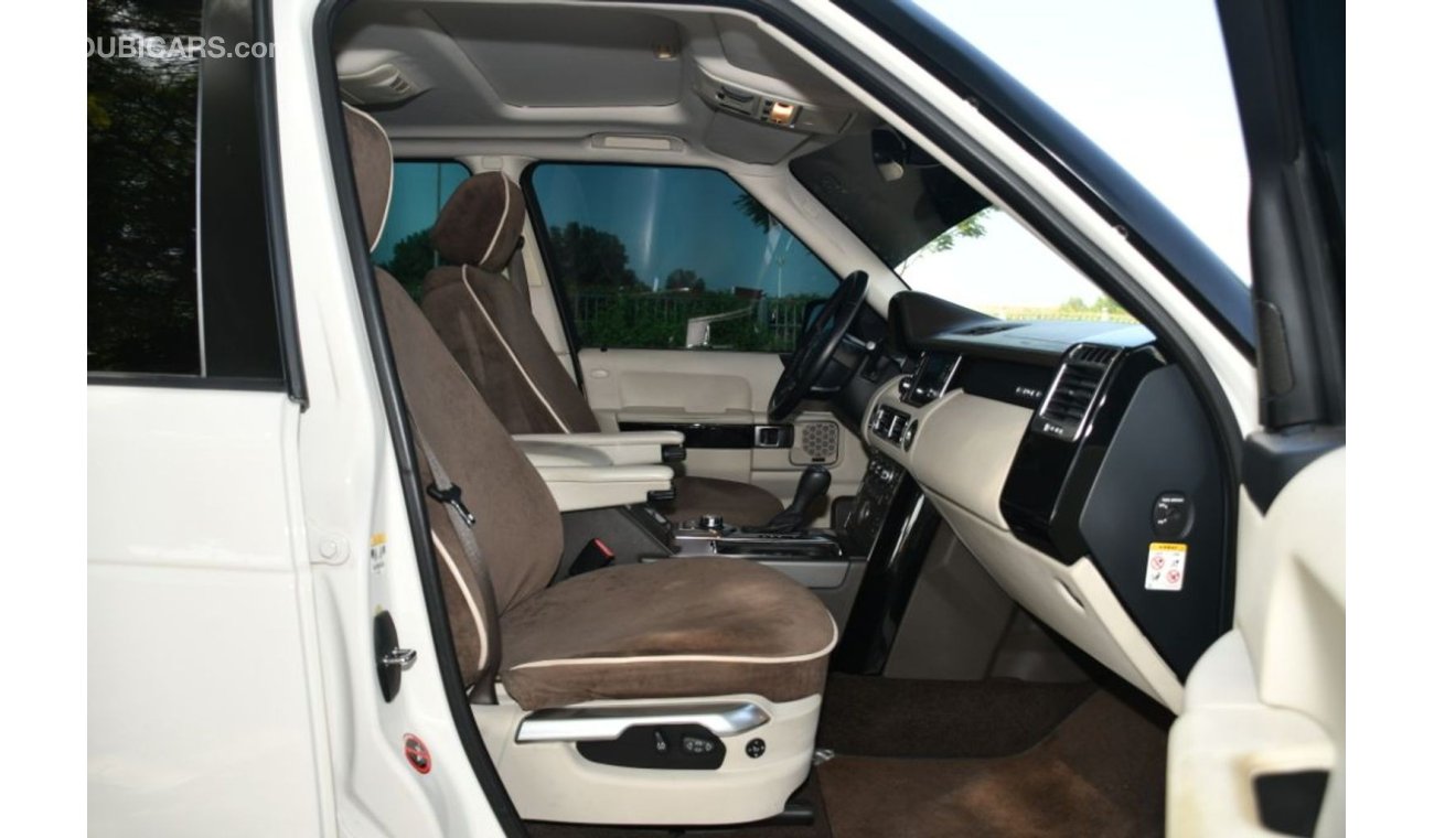 لاند روفر رينج روفر 2010 - V8 - GCC SPECS - GOOD CONDITION