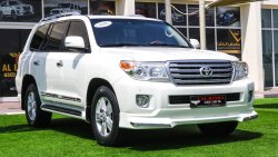 Toyota Land Cruiser VXR 5.7 V8