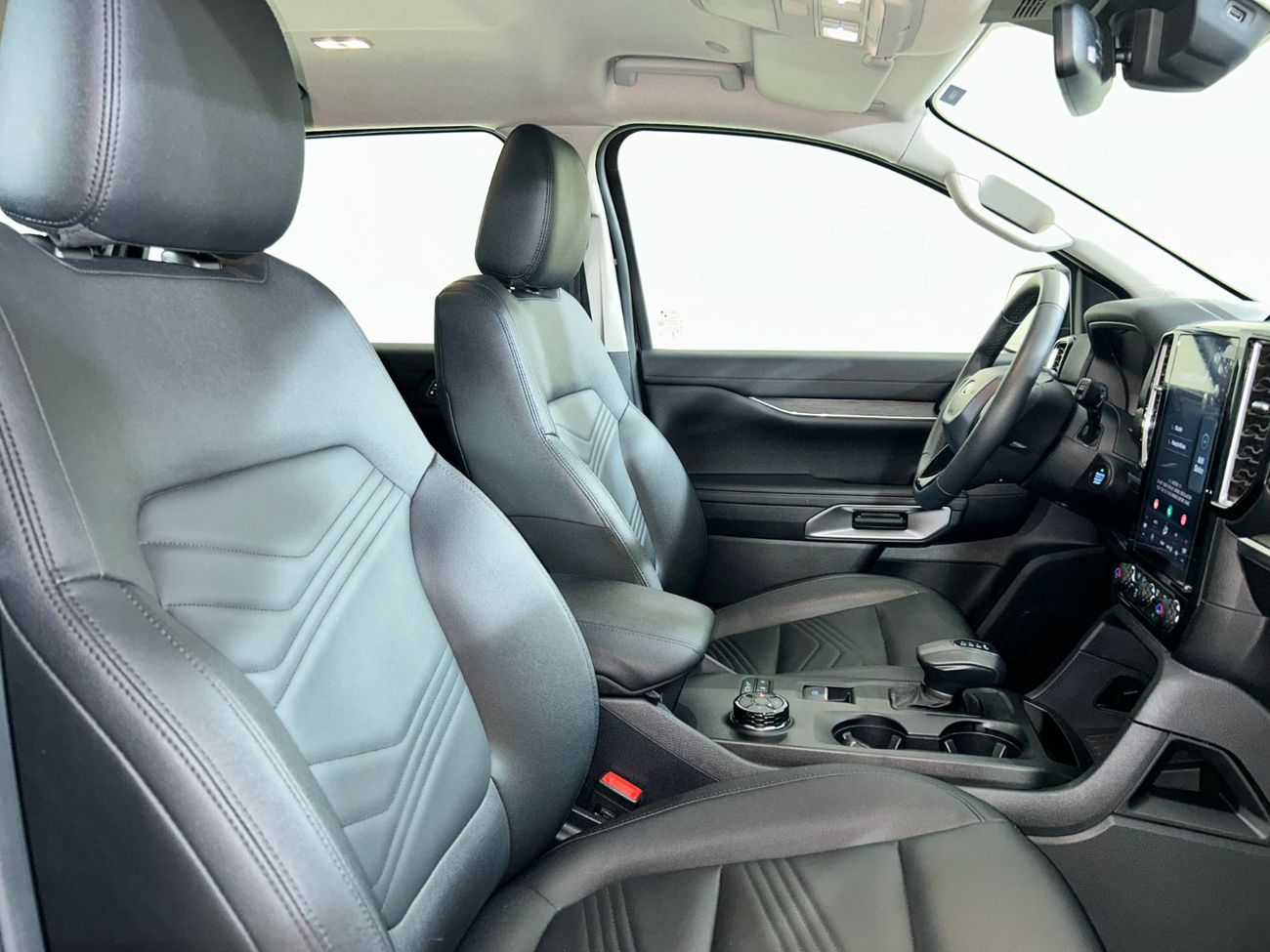 Ford Everest EVR424 EVEREST XLT 4WD 2.3L GTDI AT LTHR OFF ROAD 18"