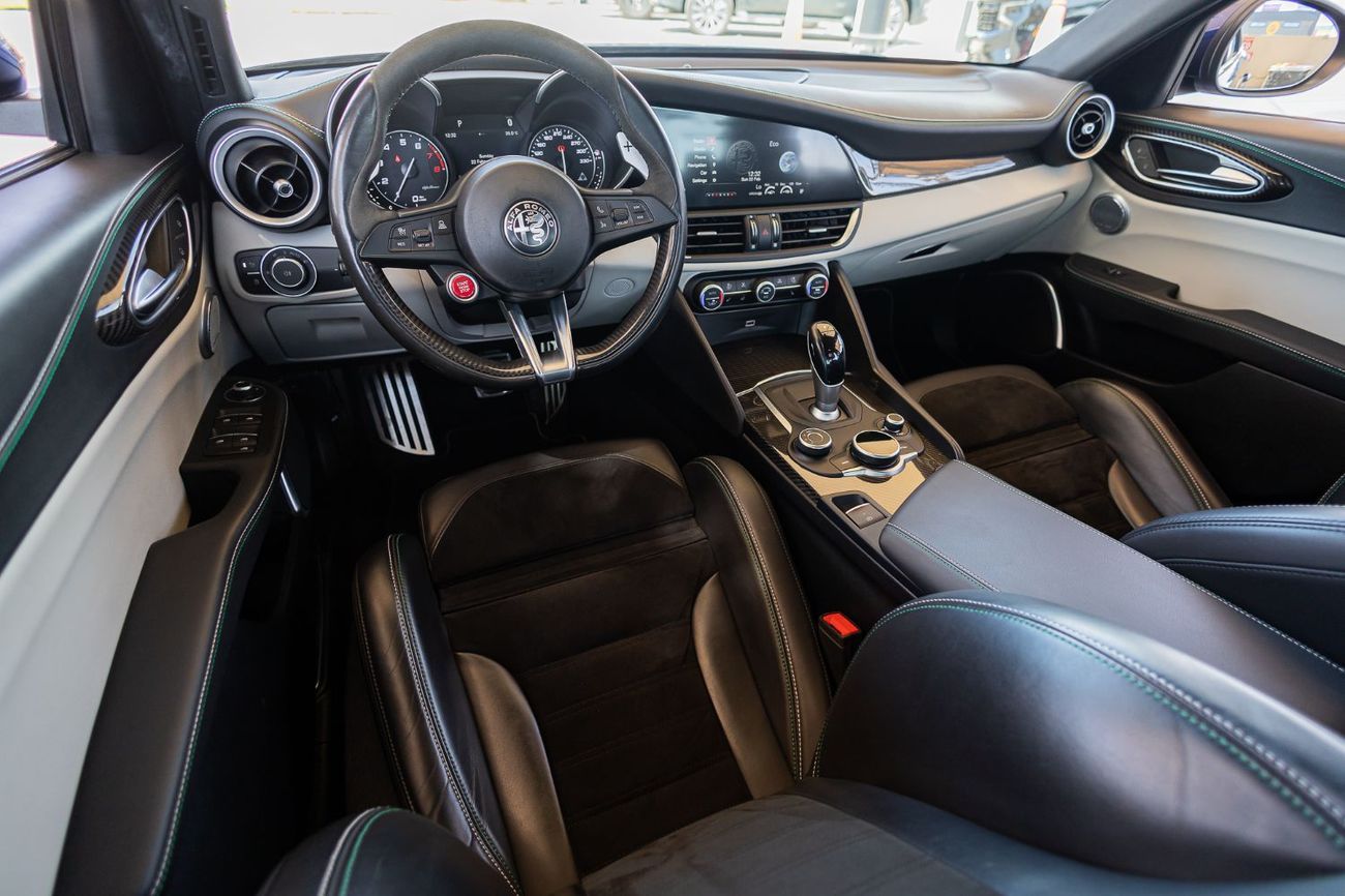 ألفا روميو جوليا Quadrifoglio 2.9L (510 HP)