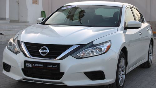 Nissan Altima S NISSAN ALTIMA 2017 WHITE GCC EXCELLENT CONDITION WITHOUT ACCIDENTS