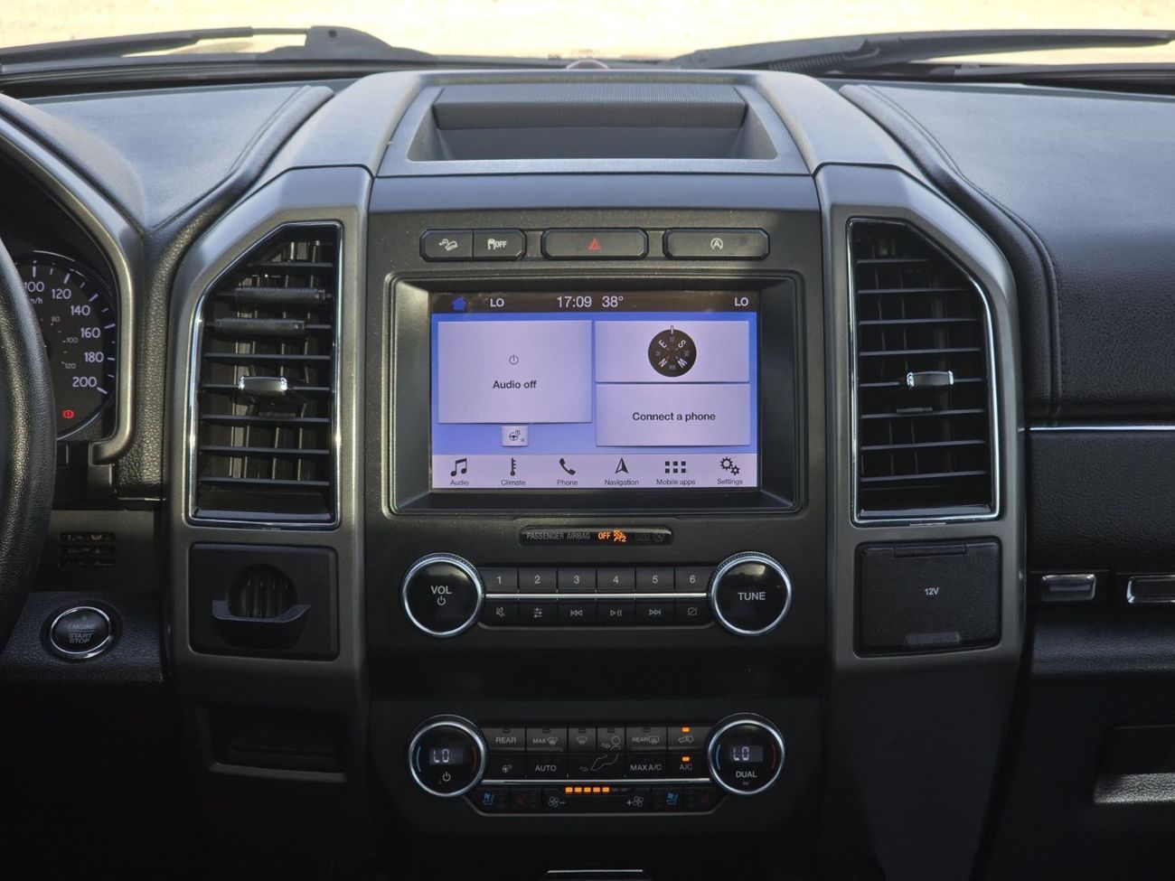 فورد إكسبيديشن XLT 3.5L (380 HP) FWD