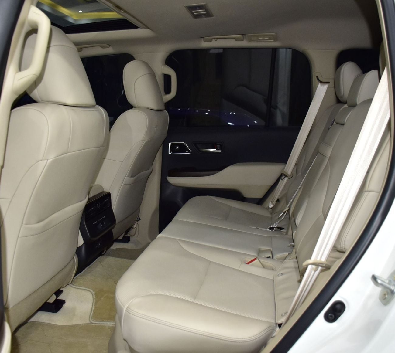 Toyota Land Cruiser EXCELLENT DEAL for our Toyota Land Cruiser GXR Twin Turbo 409 TT ( 2025 Model ) in White Color GCC S