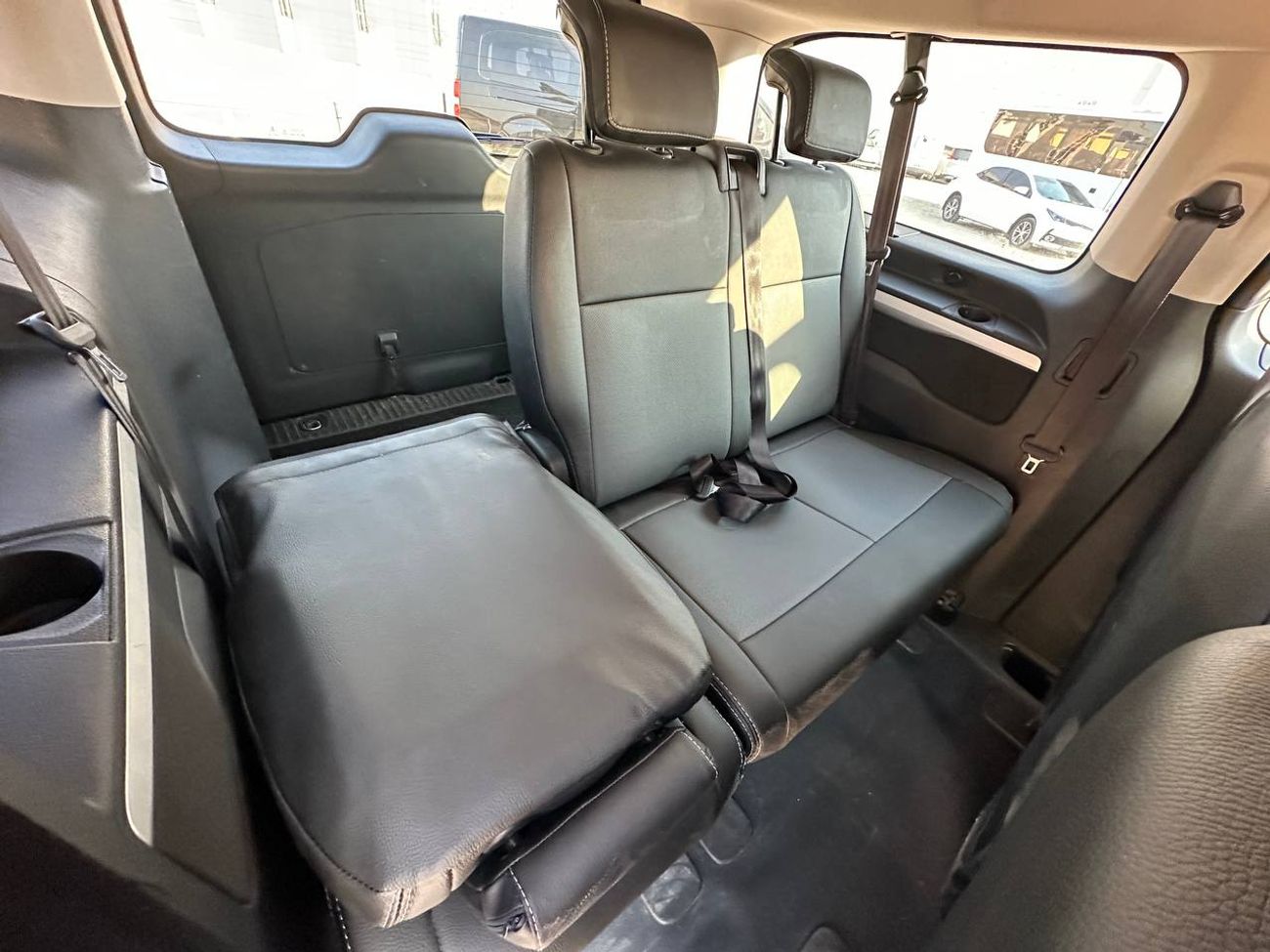 أوبل زافيرا  لايف Opel Zafira LIFE