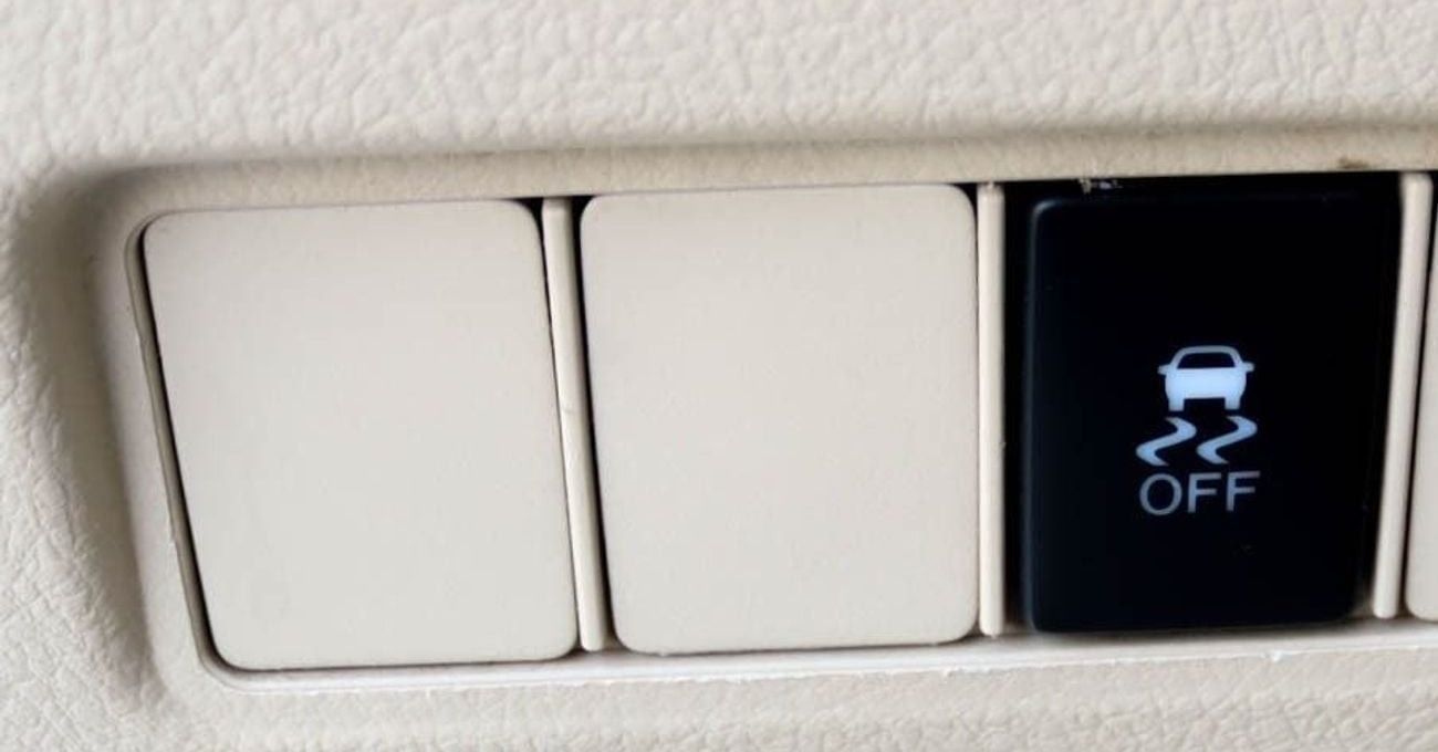 تويوتا يارس SE 1.5L Sedan Toyota Yaris 1.5L 2019 GCC accident-free in excellent condition 705 P.M