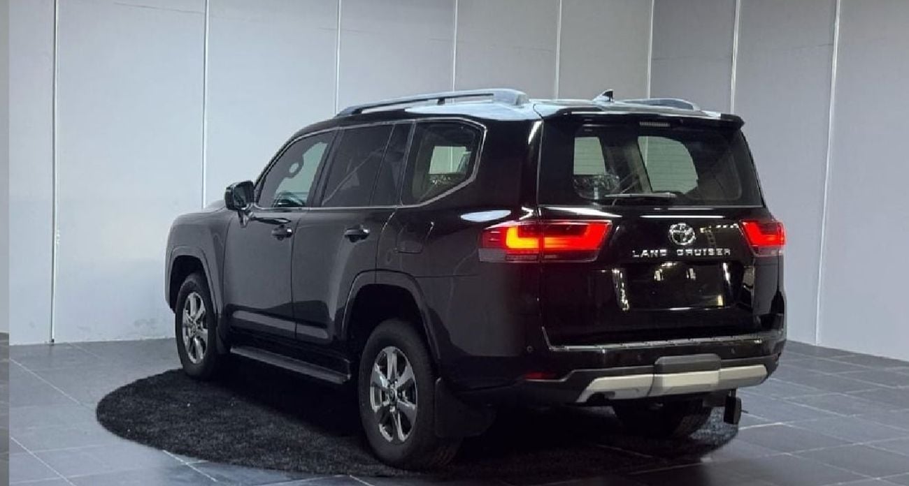 Toyota Land Cruiser 2022 LC300 Twin Turbo RHD Diesel Engine Full Option