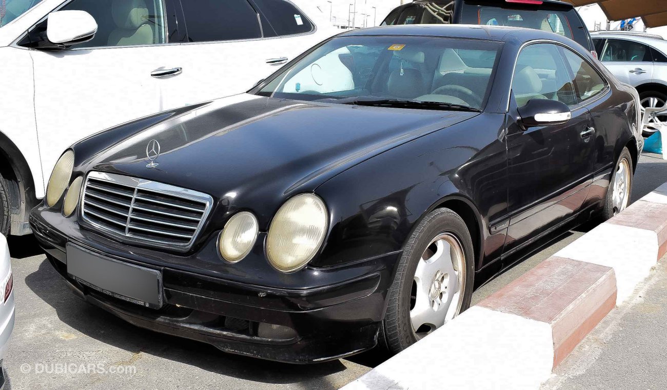 Mercedes-Benz CLK 320