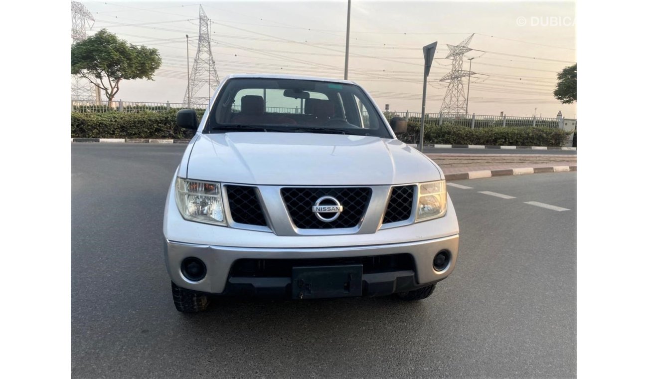 Nissan Pickup NISSAN NIVARA DIESEL 4X4 MODEL 2011 GULF SPACE