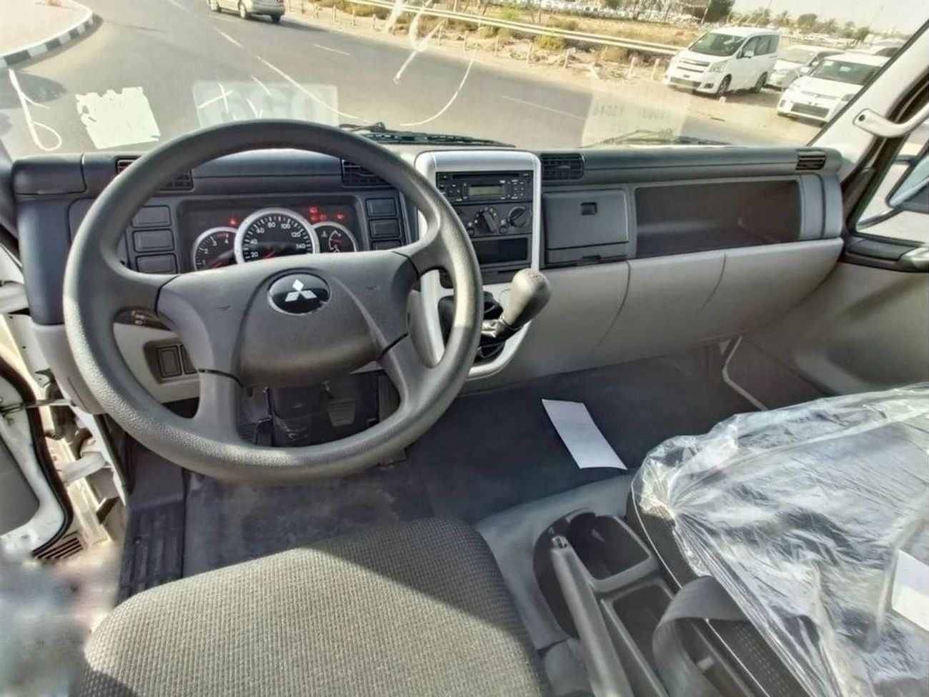 Mitsubishi Fuso Canter CANTER 4.2L WATER TANK  DIESEL WHITE 2024full