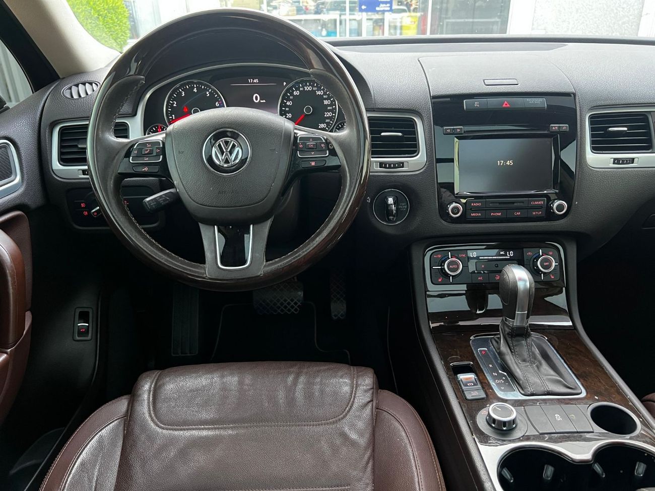 Volkswagen Touareg TOUAREG 2014 GCC V6 PERFECT CONDITION // ACCIDENT FREE // FULL OPITION