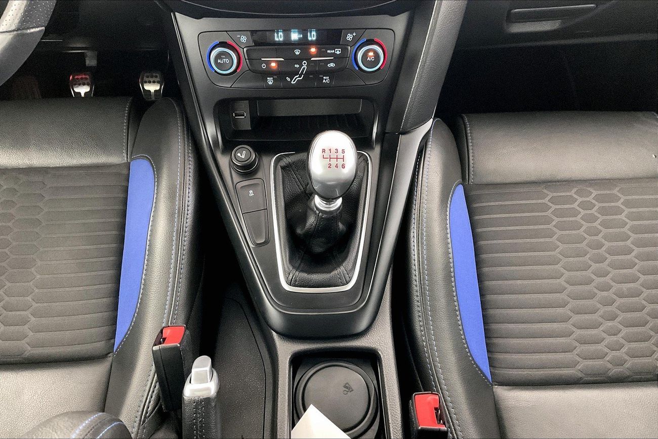 فورد فوكاس ST | شامل الضمان | 0 ﺪﻔﻋﺓ ﺃﻮﻟﻯ