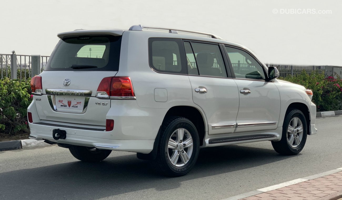 Toyota Land Cruiser VX.R 5.7L - EXCELLENT CONDITION - VAT INCLUSIVE