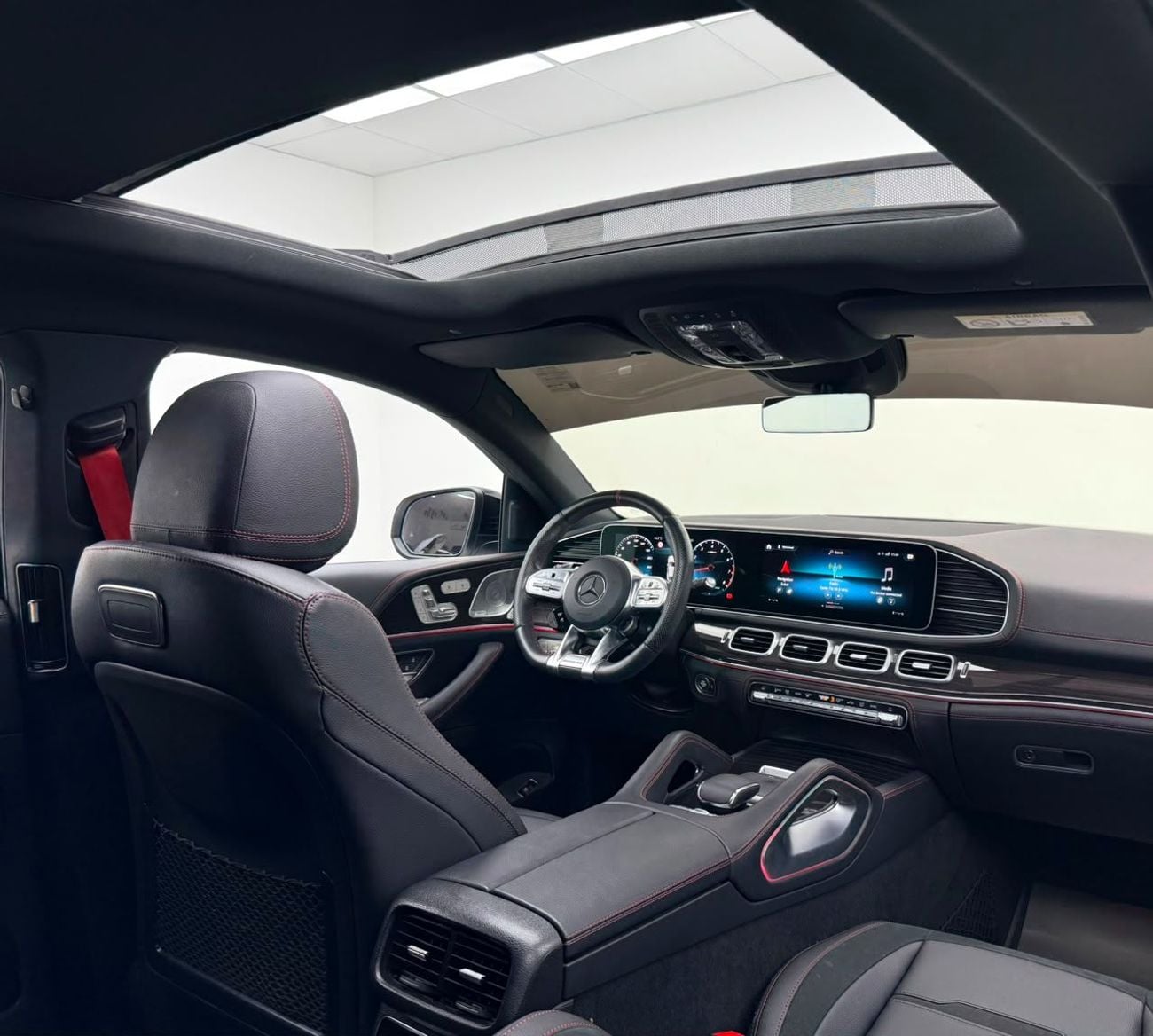 مرسيدس بنز GLE 53 AMG COUPE 4MATIC+ 2021 Mercedes-AMG GLE 53, Warranty, Mercedes Service Contract+Full Service History, GCC