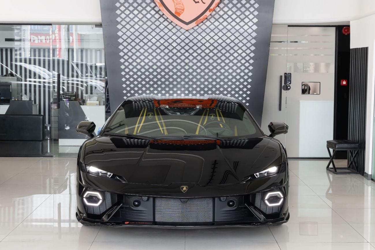 Lamborghini Temerario Lamborghini Temerario | 2026 | HPEV | 920 HP | AWD | Black / Yellow & Black Interior