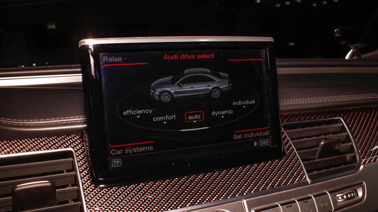 Audi S8 Plus - Under Warranty & Service Contract