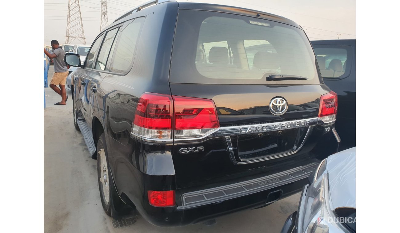 Toyota Land Cruiser 4.6L Petrol, DVD Camera, Sunroof (CODE # TLGXR21)