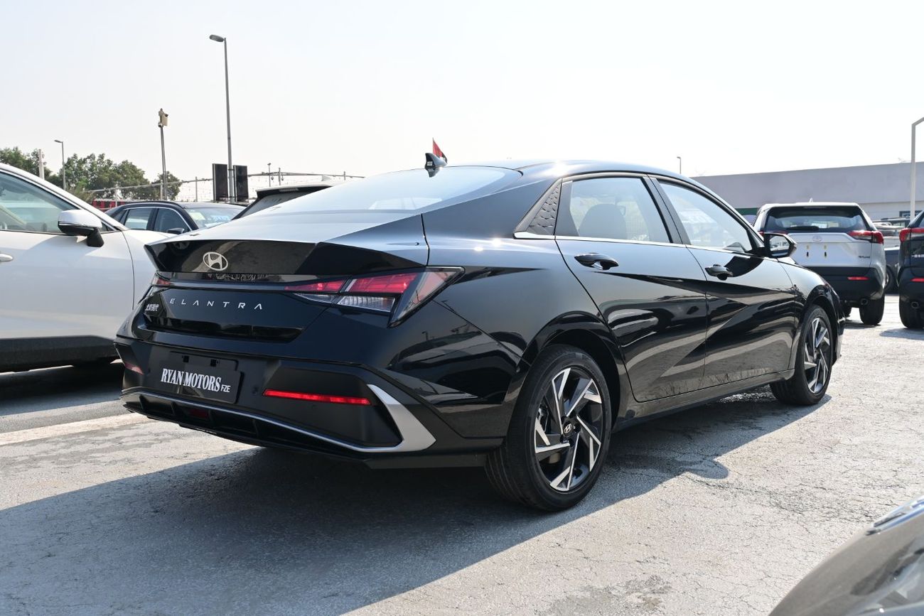 Hyundai Elantra Hyundai Elantra 1.5L Petrol, Model 2025, Color Black