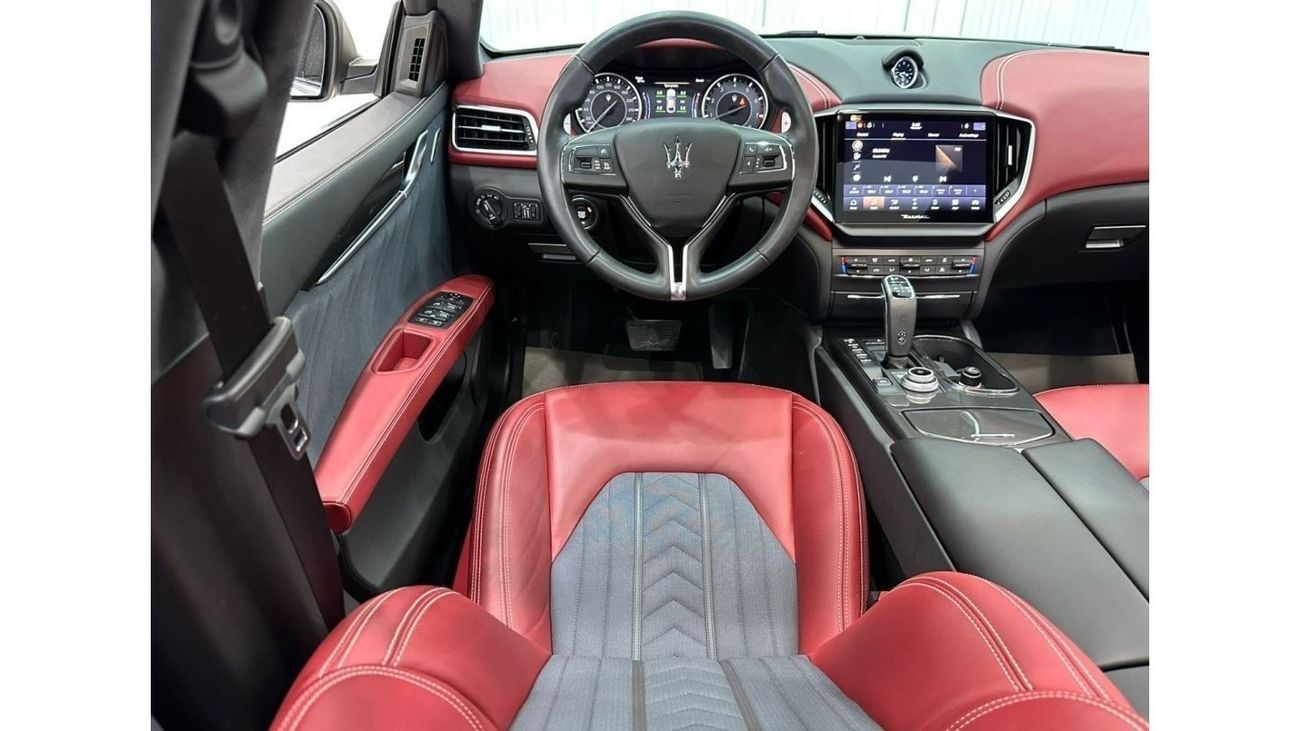 Maserati Ghibli 2021 Maserati Ghibli GranLusso, Warranty, Full Maserati Service History, Low Kms, GCC