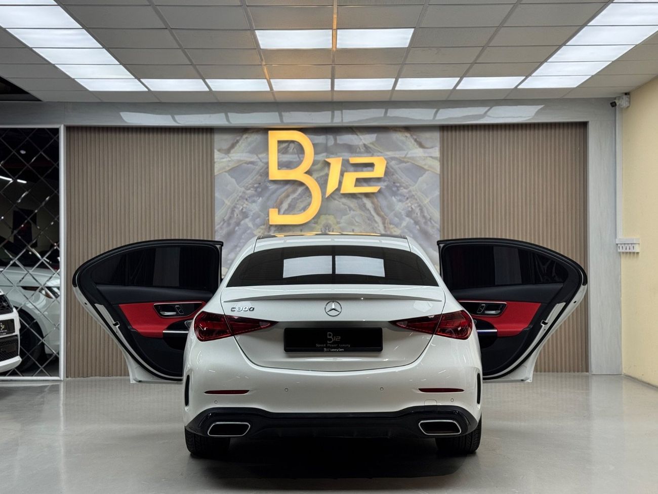 مرسيدس بنز C 300