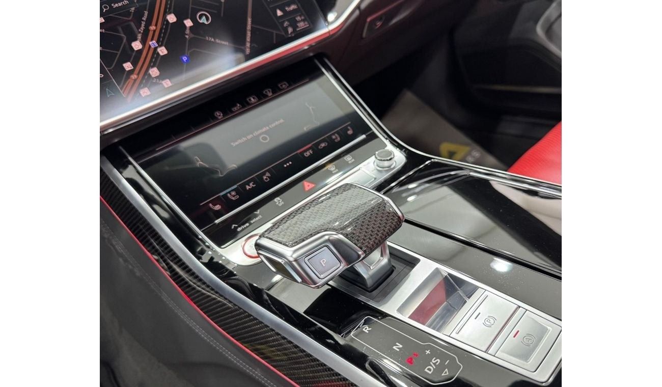 Audi S8 TFSI quattro 4.0L