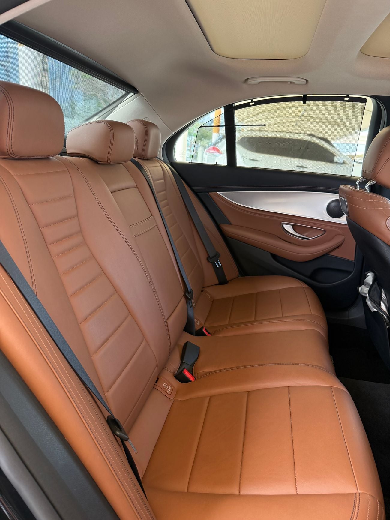 مرسيدس بنز E300