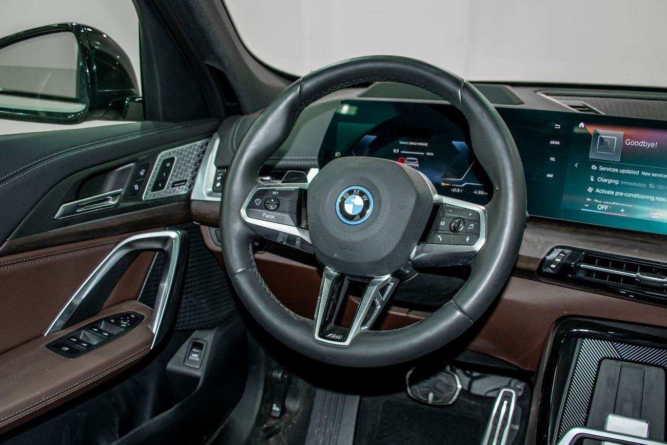 BMW iX1 XDRIVE30 LUXURY M SPORT PACKAGE