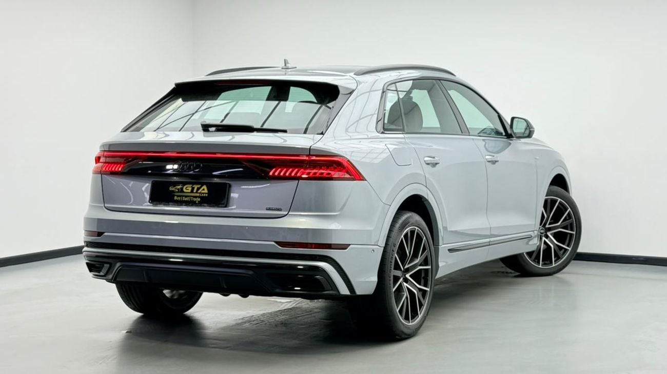 Audi Q8 2023 Audi Q8 55 TFSI Quattro S-Line, 2028 Audi Warranty + Service Pack, Low Km, Fully Loaded, GCC