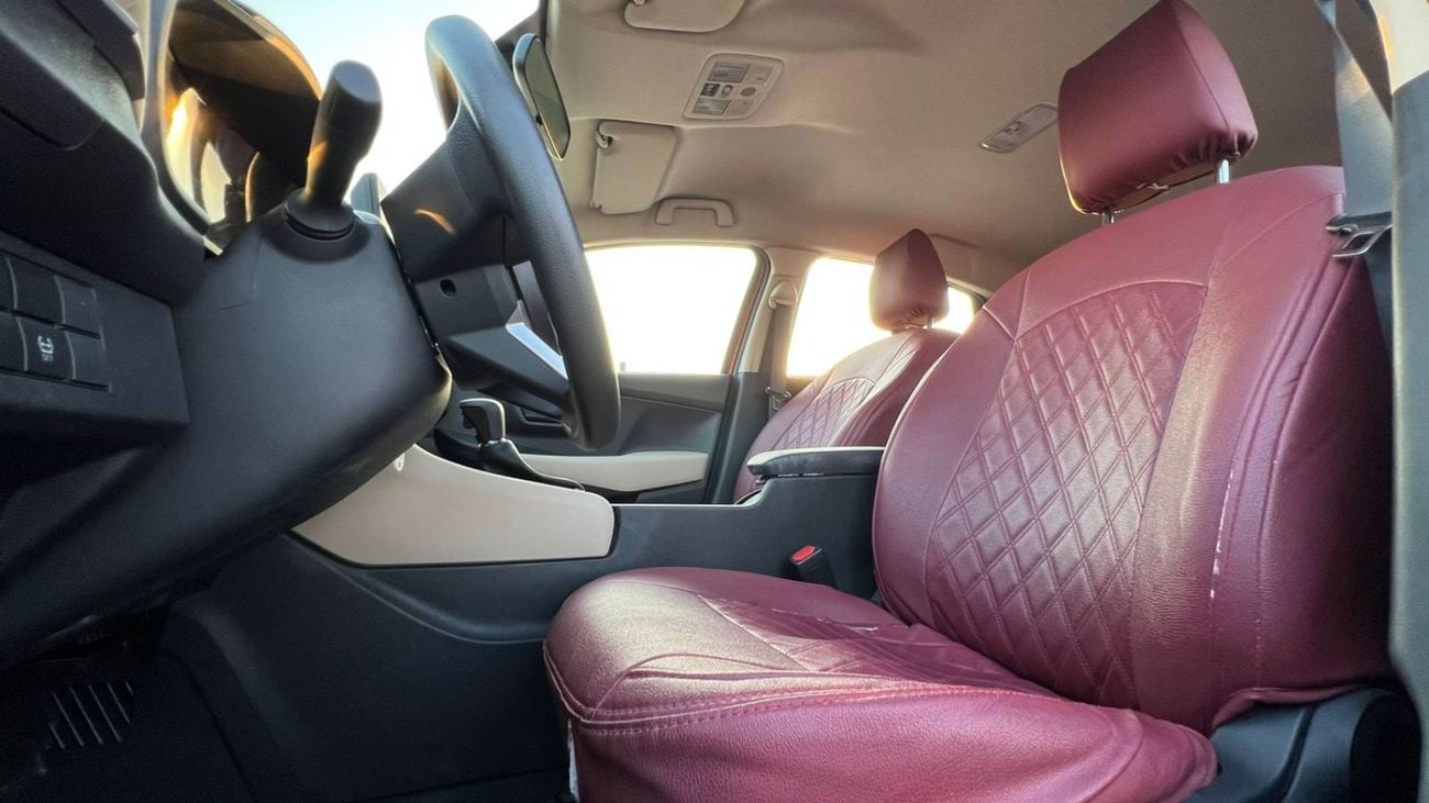 تويوتا يارس 1.5L E