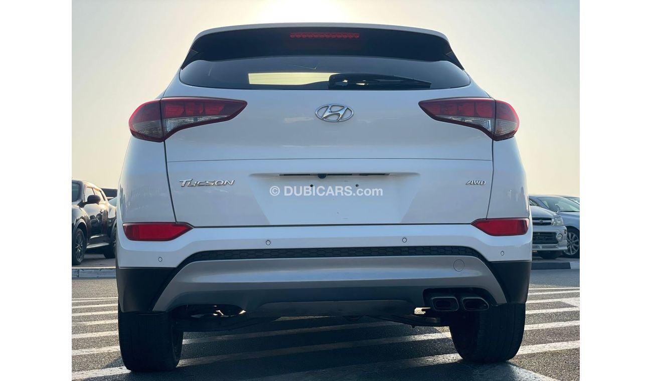 Hyundai Tucson 2018 HYUNDAI TUCSON 1600CC  PANORAMIC AWD / EXPORT ONLY