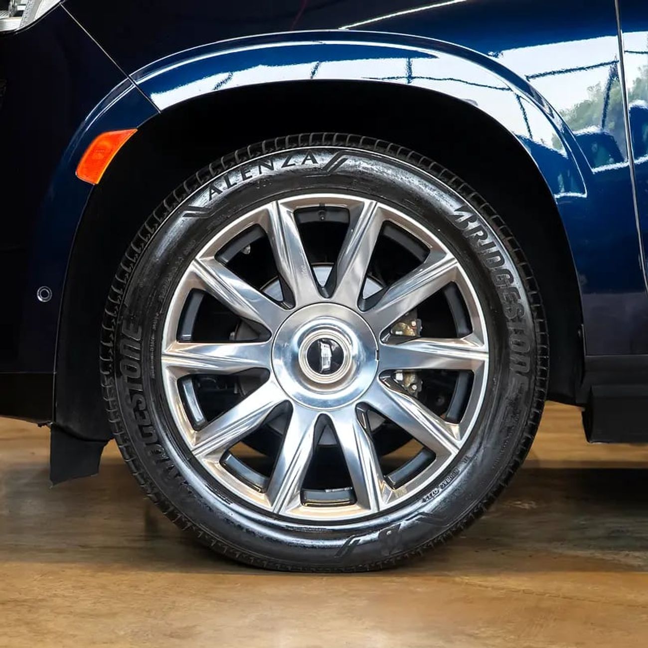 كاديلاك إسكالاد Premium Luxury Platinum 6.2L AWD