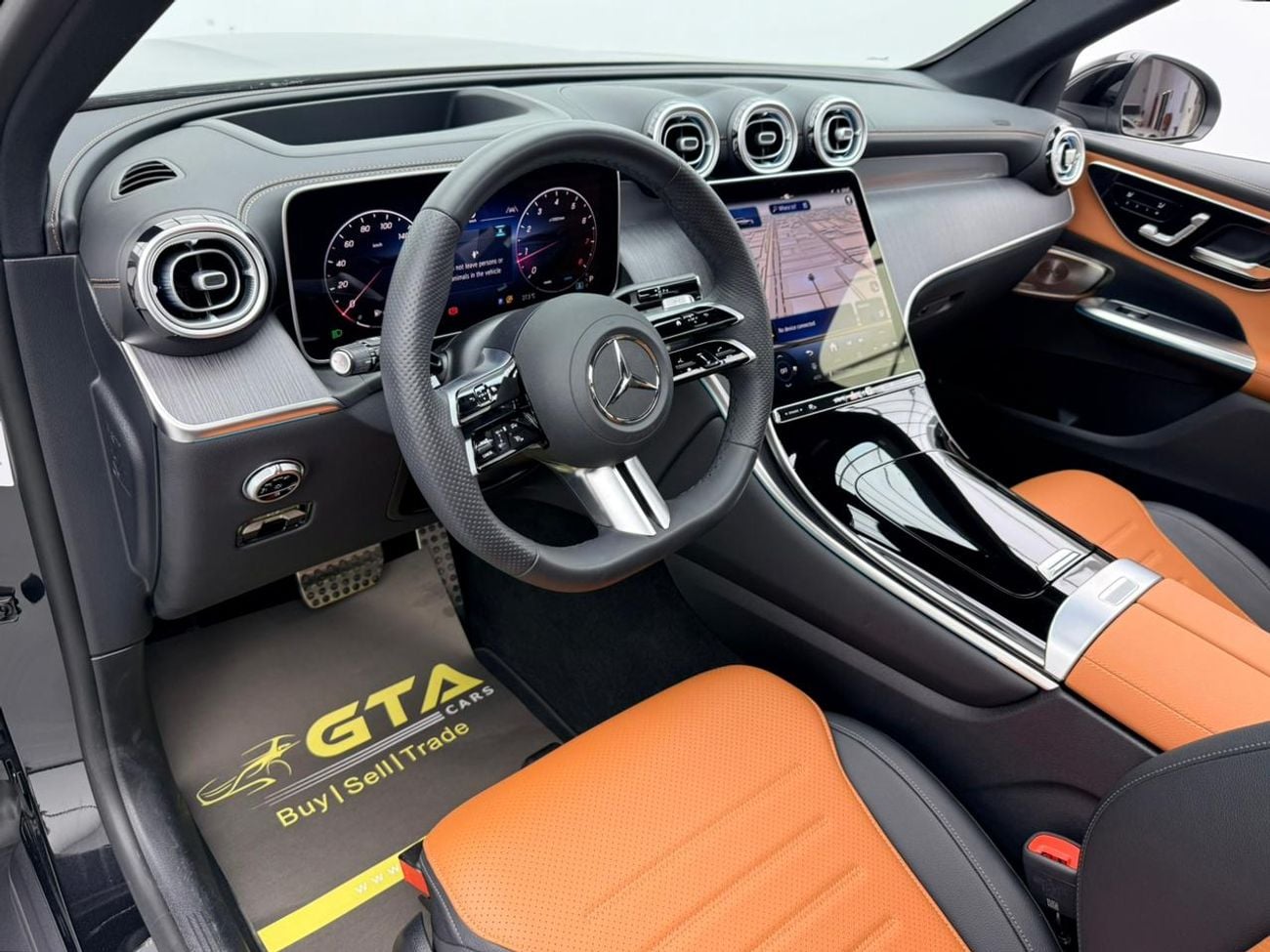 Mercedes-Benz GLC 200 2025 Mercedes Benz GLC200 Premium Plus, 5 Years MB Warranty, Very Low Km, Fully Loaded, GCC