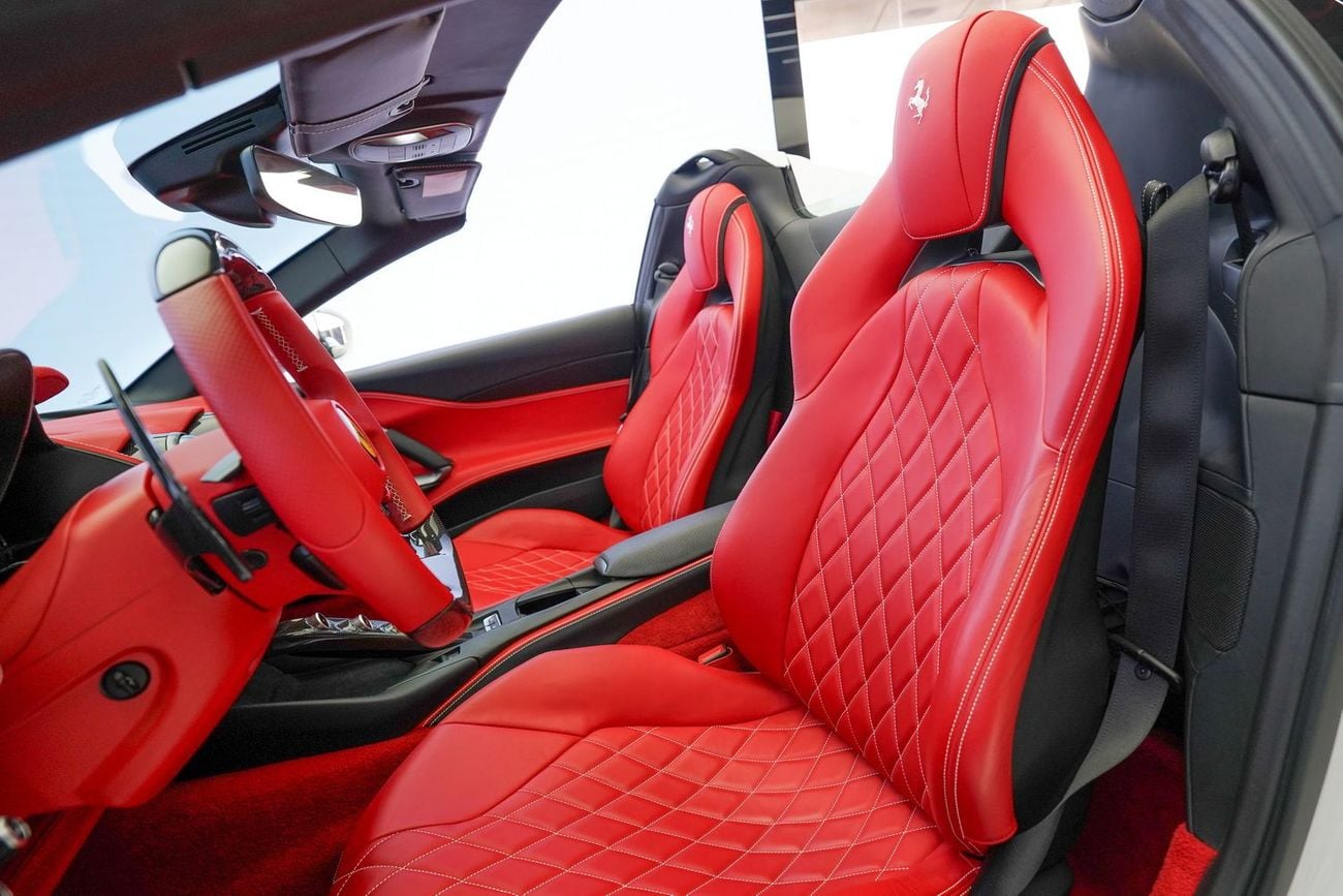 فيراري 812 GTS