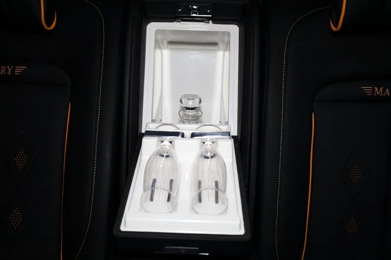 رولز رويس كولينان Black Badge