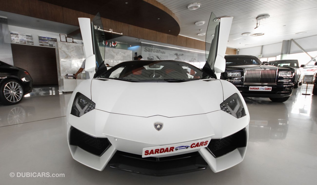 لمبرجيني أفينتادور LP 700-4 Roadster