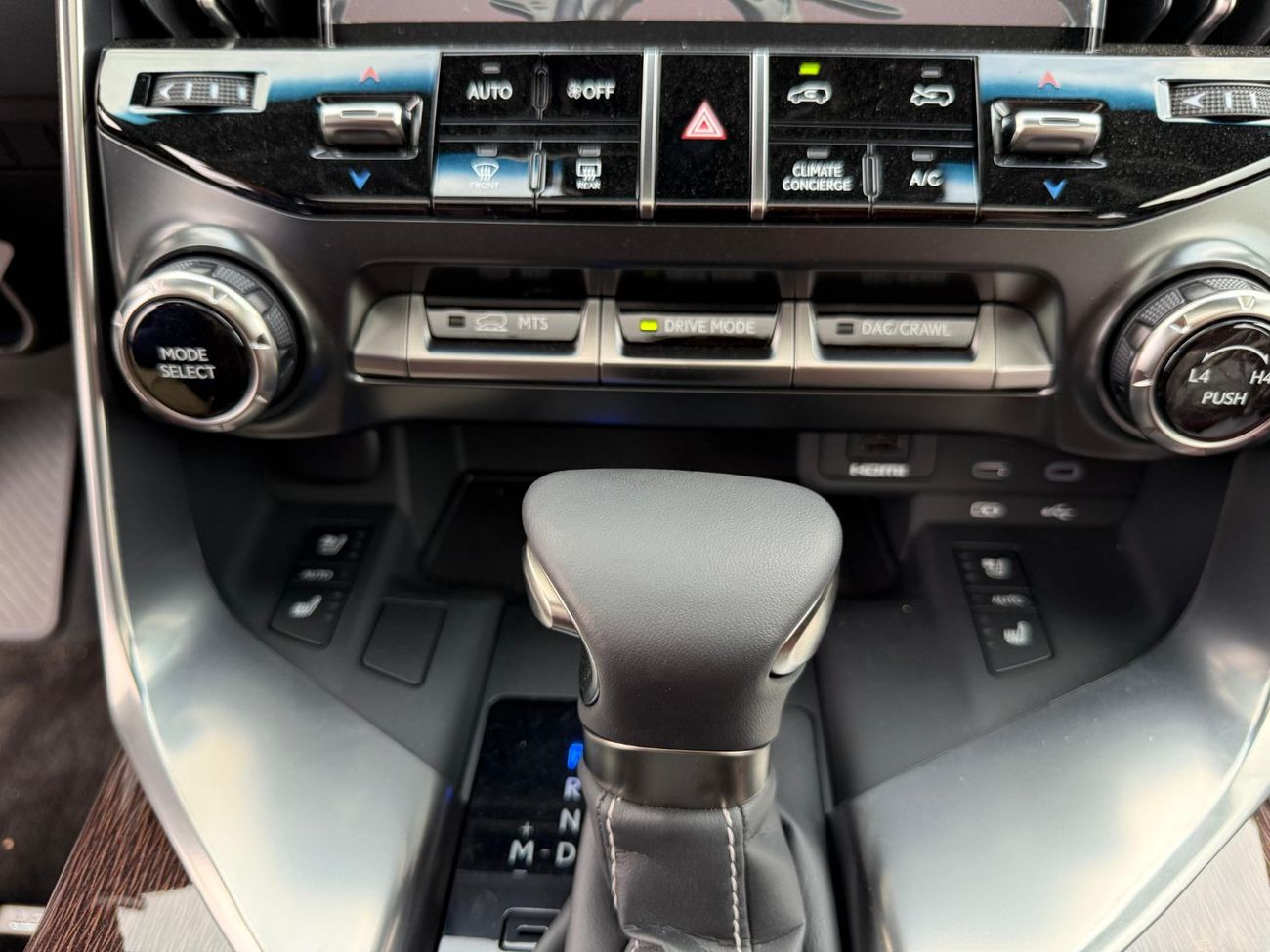 Lexus LX 600 Signature 3.5L