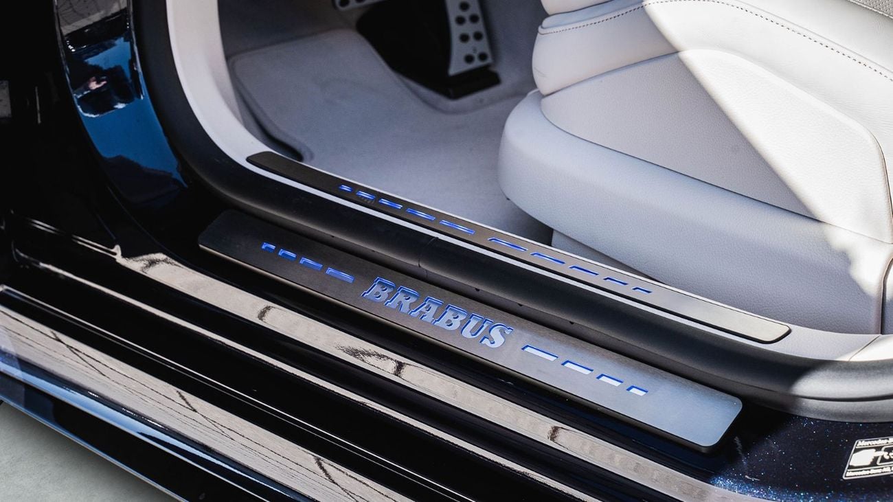 Mercedes-Benz S 63 AMG Mercedes-Benz S 63 AMG BRABUS B930 CARBON+4SEATS+FRIDGE+4D