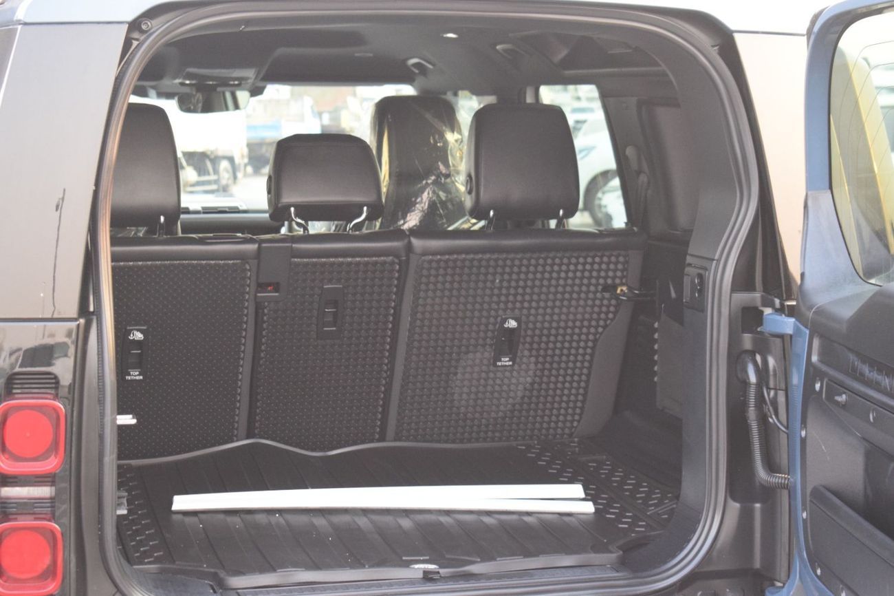 لاند روفر ديفندر 2024 LAND ROVER DEFENDER