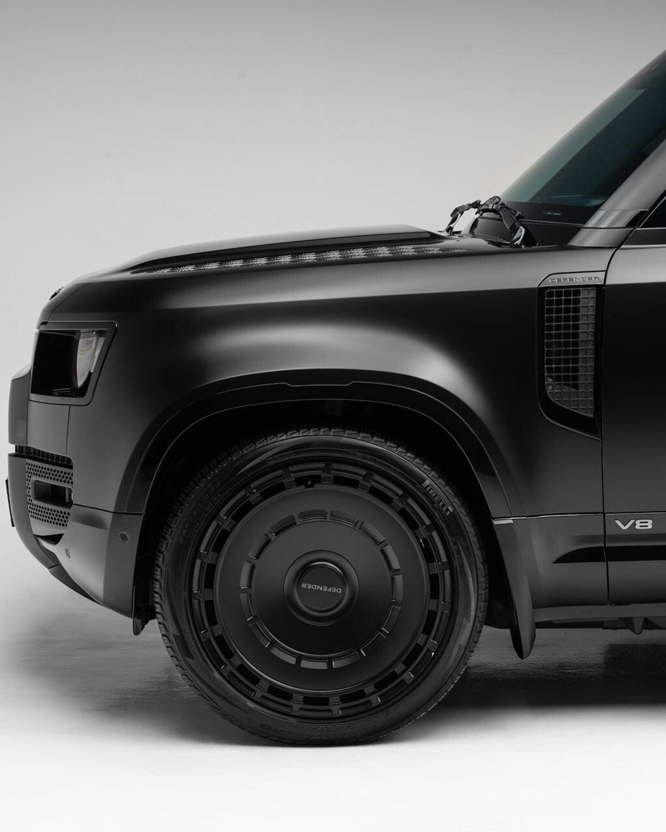 لاند روفر ديفندر 110 X P525 5.0L