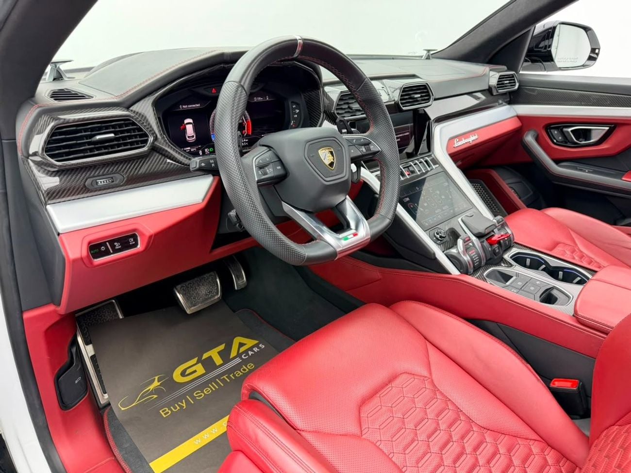 Lamborghini Urus STD