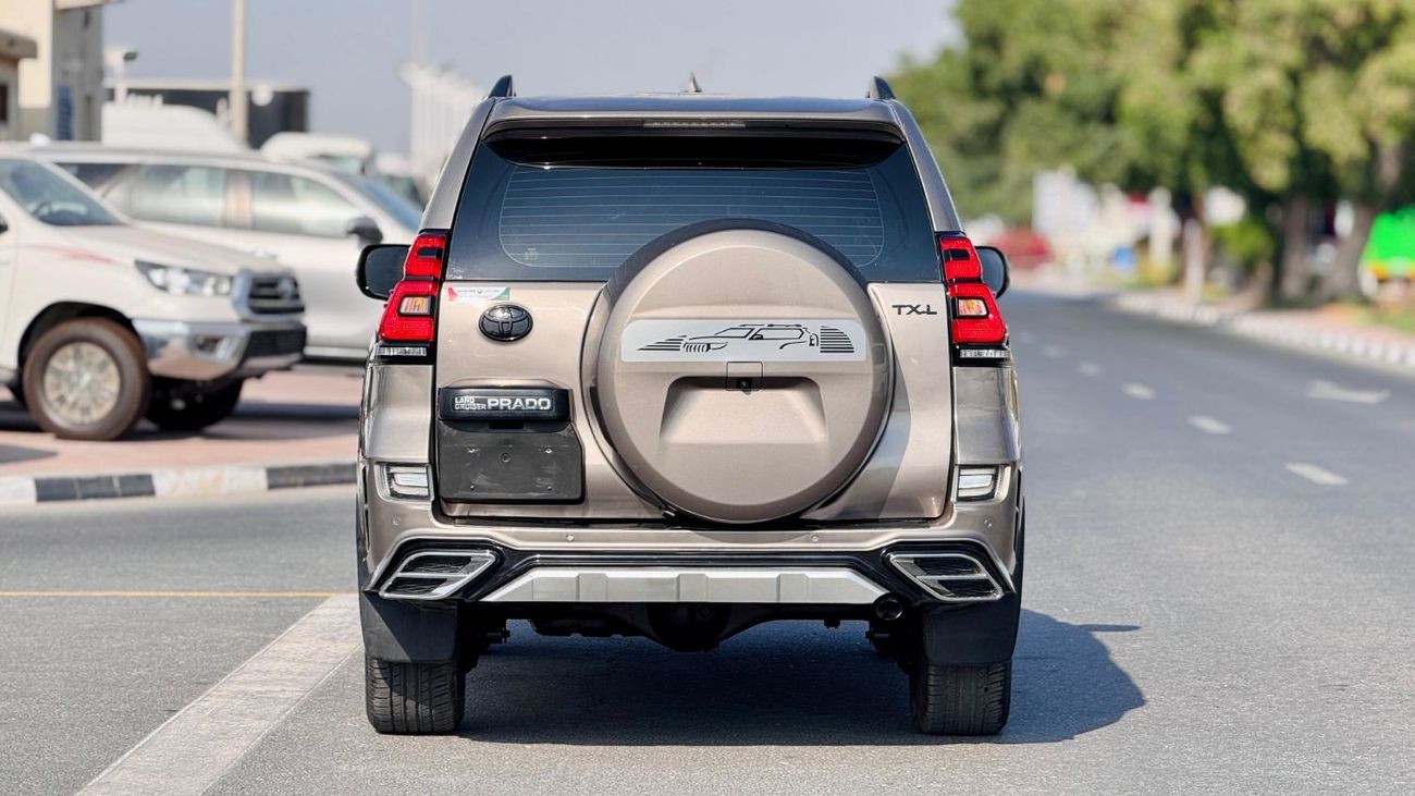 Toyota Prado LIMGENE BODY KIT INSTALLED |2.8L DIESEL| ELECTRIC HEATED SEATS | RHD [QISJ IN DUBAI]