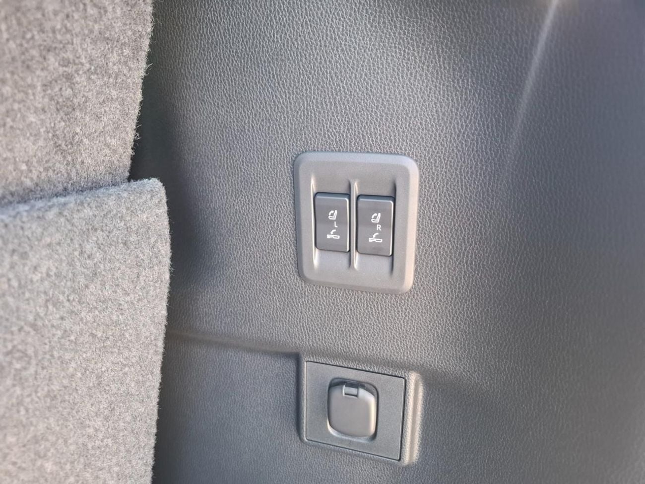 Toyota Prado ADVENTURE