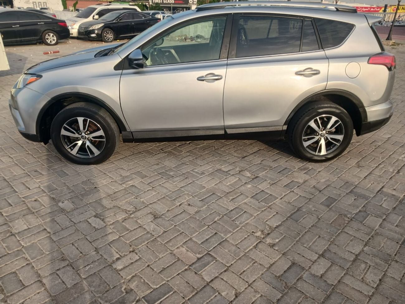 Toyota RAV4 Toyota Rav4 2018 XLE 4x4