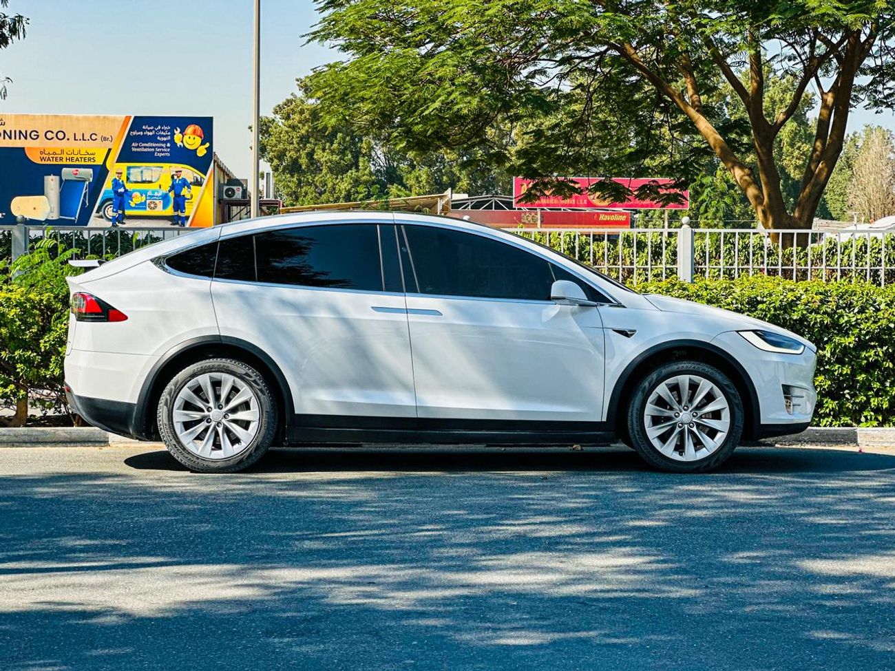 تسلا موديل اكس Long Range (AWD)