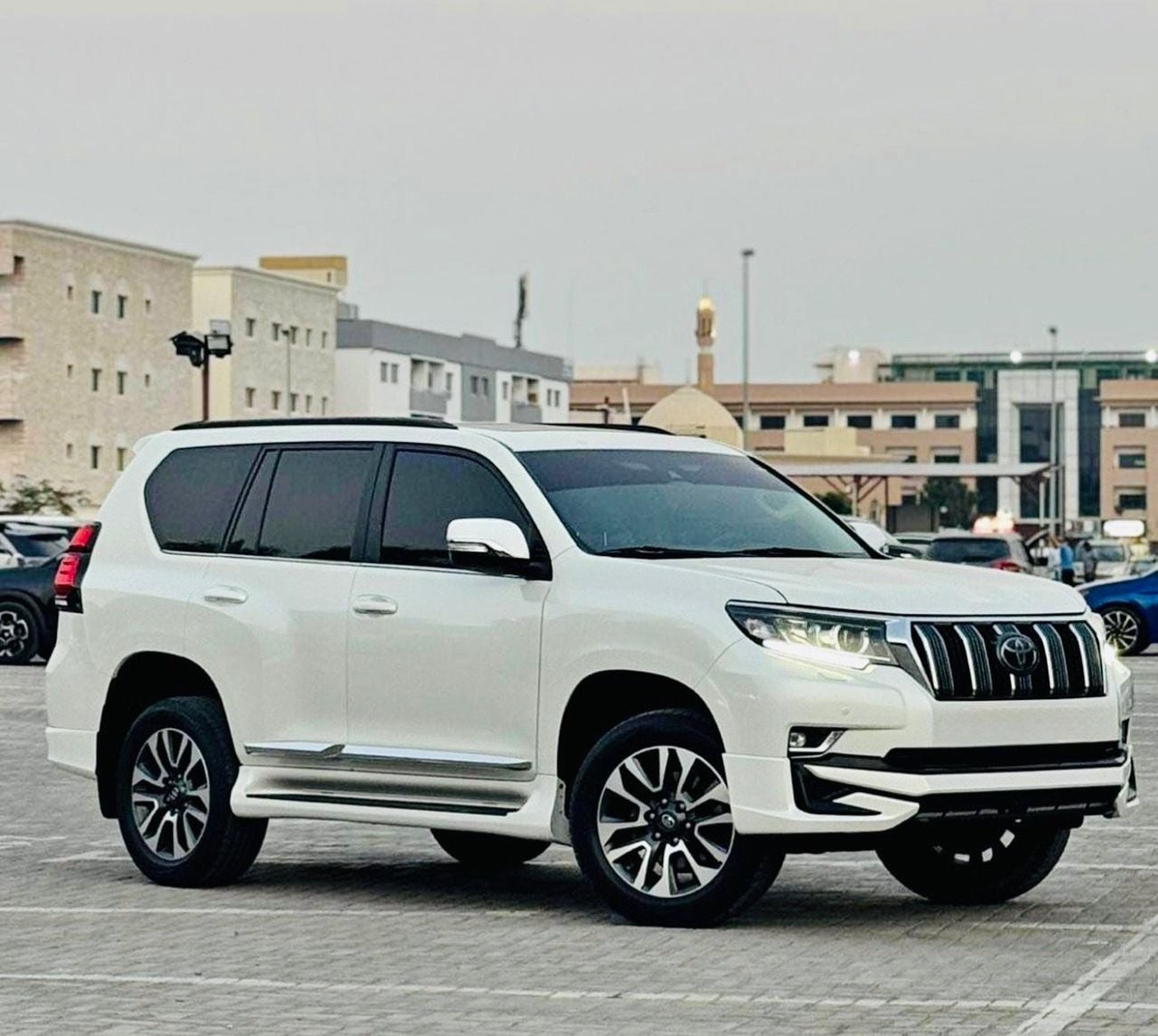 Toyota Prado VXR 4.0L 4WD
