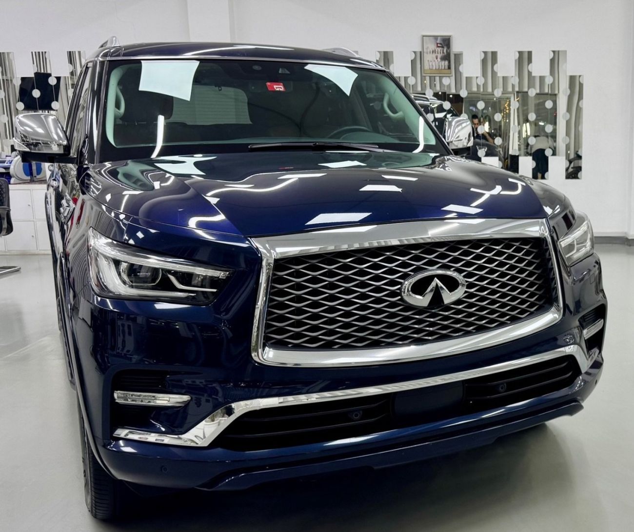 إنفينيتي QX80 Luxury 5.6L