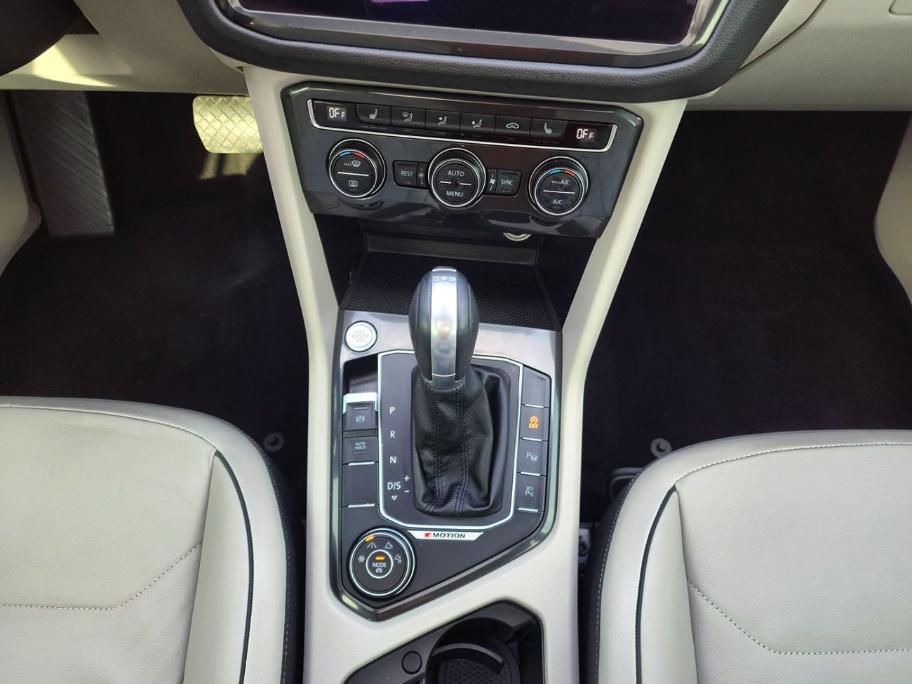 Volkswagen Tiguan Sport 2.0L