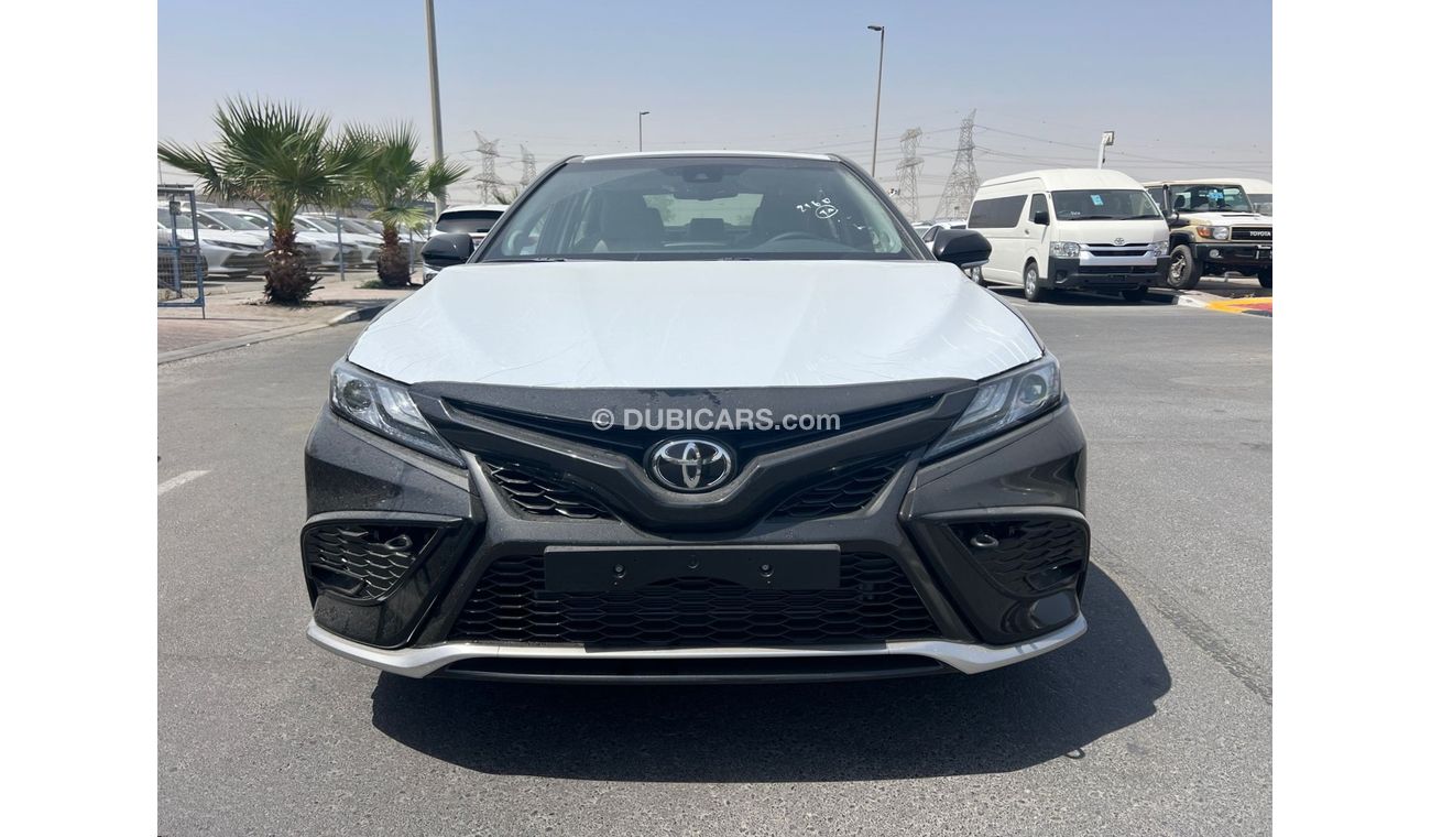 تويوتا كامري 3.5L SPORTS PET A/T - 23YM - BLK_GRY (EXPORT OFFER)