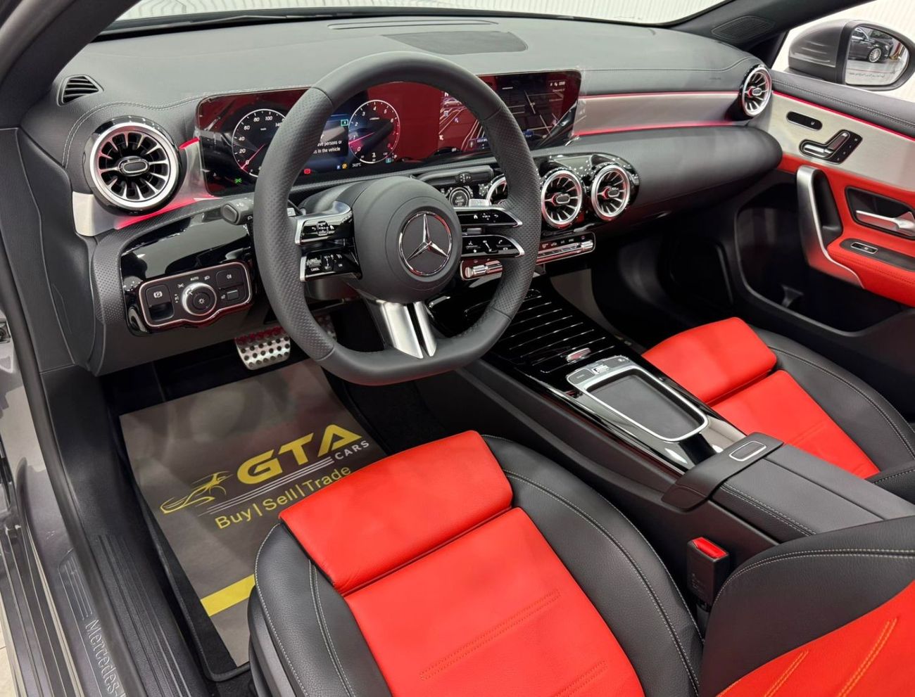 مرسيدس بنز A 200 AMG *Brand New* 2024 Mercedes Benz A200, 5 Years Mercedes Warranty, Delivery Kms, GCC